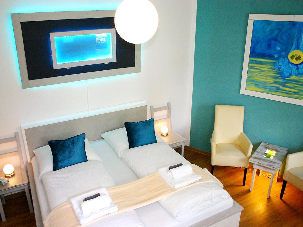 Ventura's Und Hotel 3*